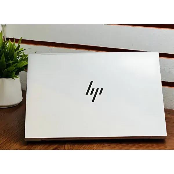 HP EliteBook 840 G9 Core i5 12th Gen 16GB RAM & 512GB SSD